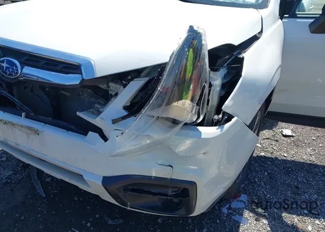 2017 Subaru Forester 2.5I z USA, uszkodzony, nr VIN JF2SJABCXHH460266